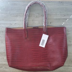 JUST FAB red embossed alligator tote NWT